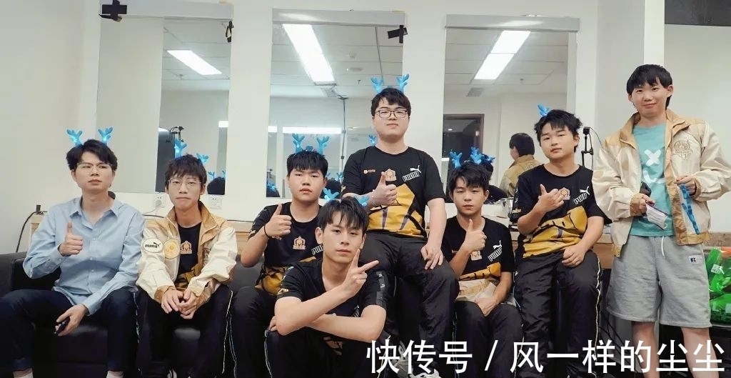 的转会费从 的转会费从