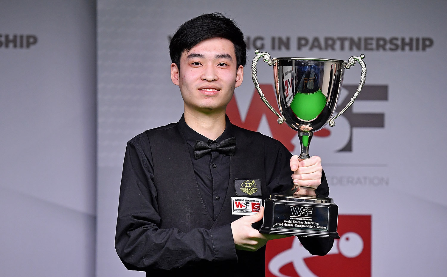 使曼城将拜 使曼城将拜