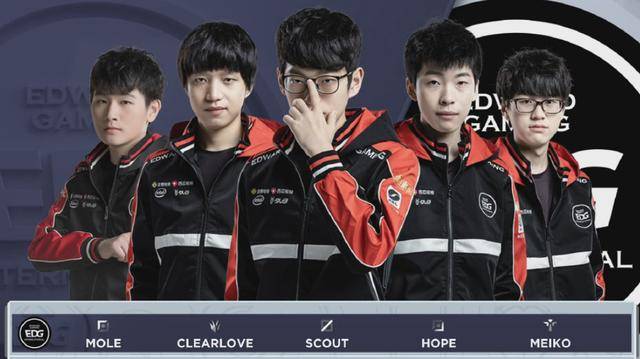 郑钦文仍有 郑钦文仍有